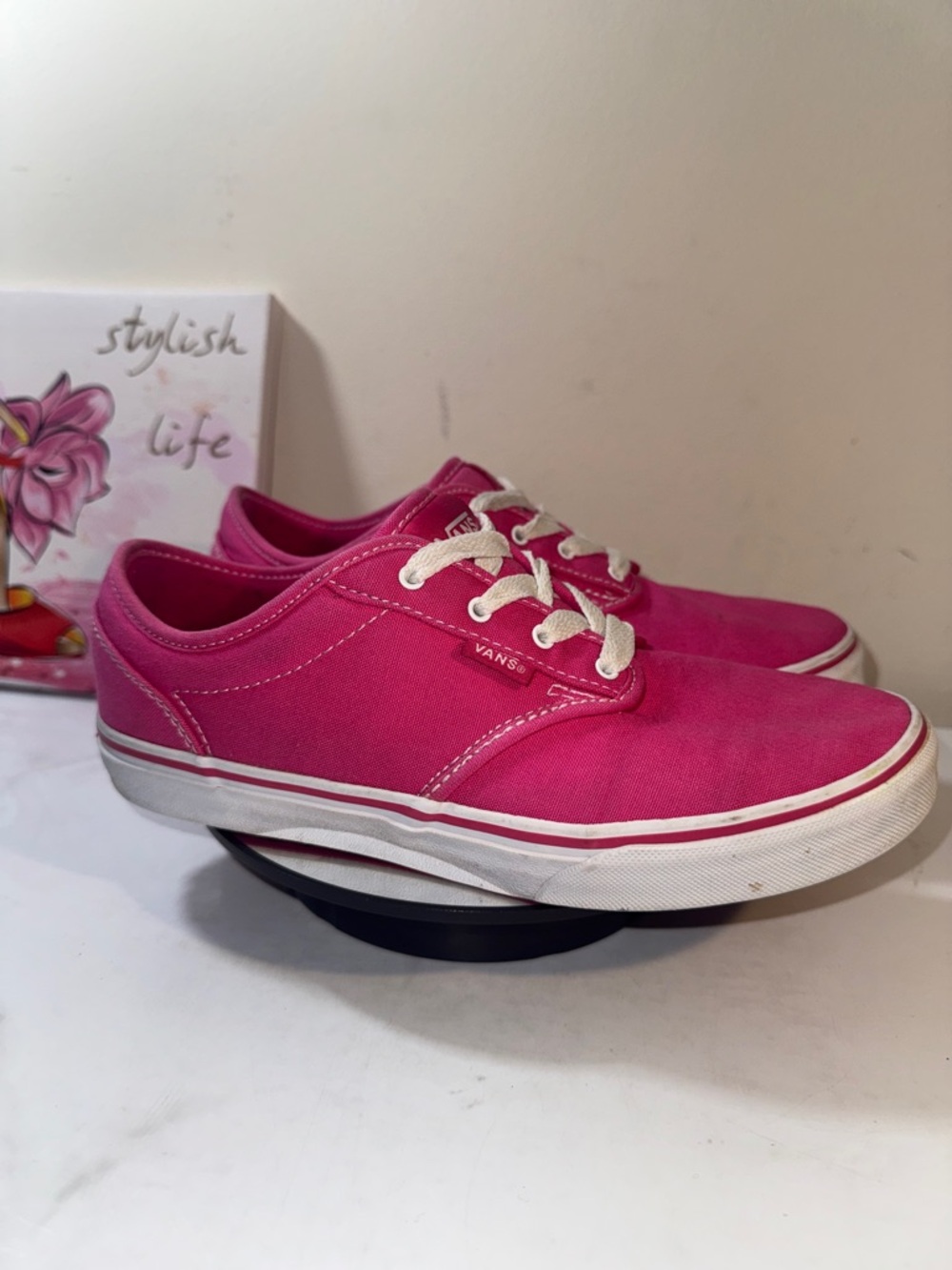 Vans Women’s Hot Pink Canvas Low-Top Sneakers - Size 6